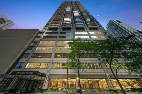 Photo of 30 E HURON Street #5410, Chicago, IL 60611 (MLS # 12475523)