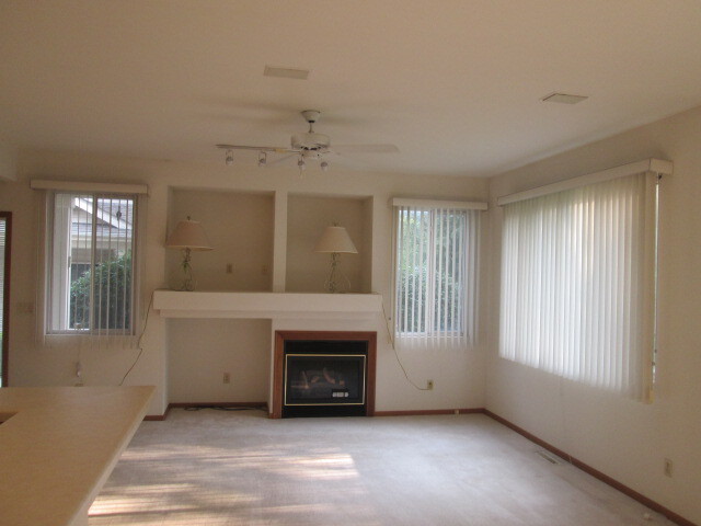 4518 Hilltop Drive