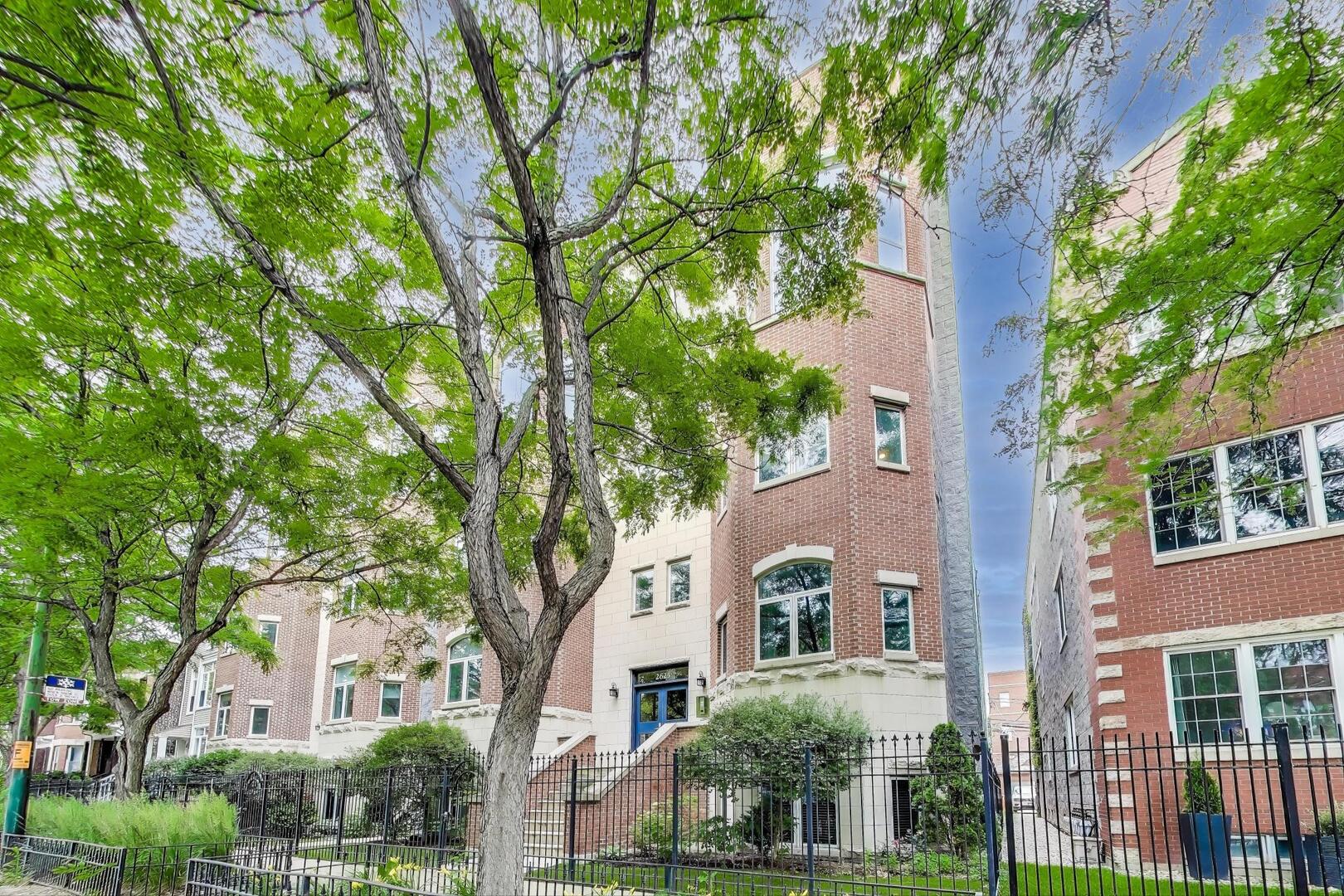 2625 N Ashland Avenue 3A