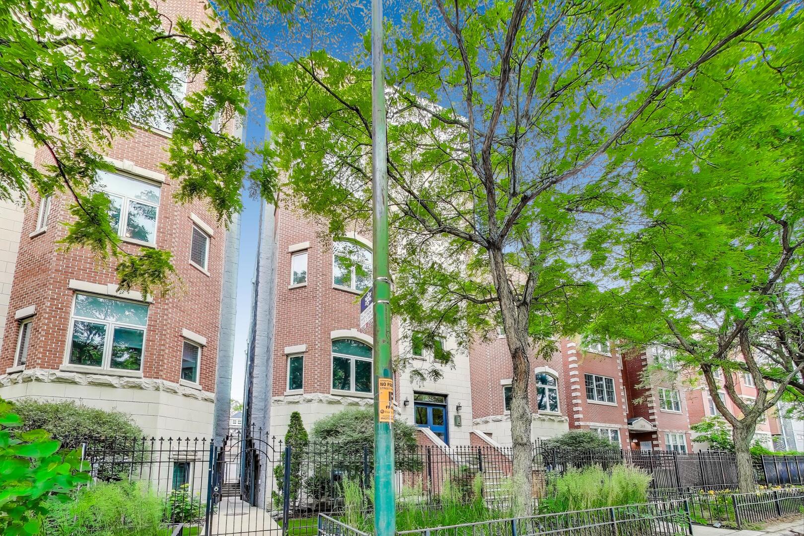 2625 N Ashland Avenue 3A