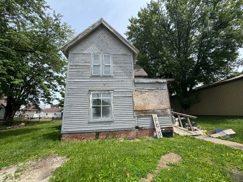Photo of 204 S Washington Street, Abingdon, IL 61410 (MLS # 12376974)