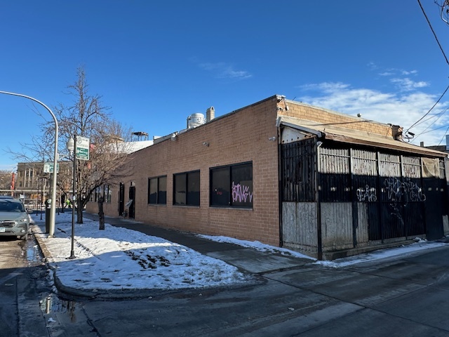 2148 N Milwaukee Avenue