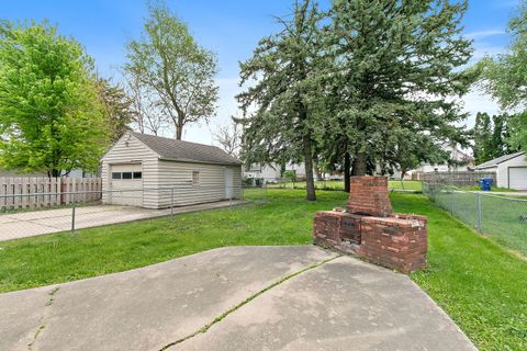 Tiny photo for 1302 State Street, DeKalb, IL 60115 (MLS # 12646838)