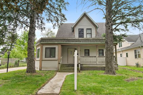 Photo of 1302 State Street, DeKalb, IL 60115 (MLS # 12646838)