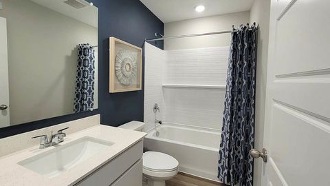 Tiny photo for 2225 Waters Edge Drive, Schaumburg, IL 60173 (MLS # 12591087)