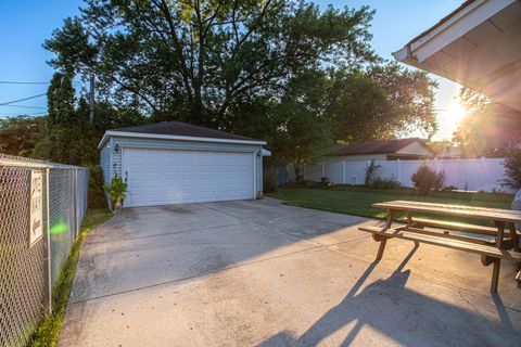 Tiny photo for 2201 Kingfisher Lane, Rolling Meadows, IL 60008 (MLS # 12459606)