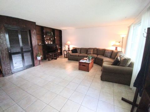 Tiny photo for 2201 Kingfisher Lane, Rolling Meadows, IL 60008 (MLS # 12459606)