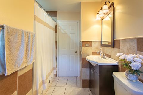 Tiny photo for 2201 Kingfisher Lane, Rolling Meadows, IL 60008 (MLS # 12459606)