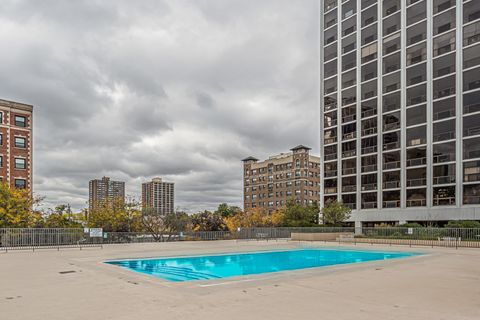 Tiny photo for 4343 N Clarendon Avenue #707, Chicago, IL 60613 (MLS # 12517860)