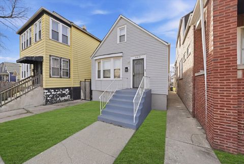 Tiny photo for 6610 S Seeley Avenue, Chicago, IL 60636 (MLS # 12604560)