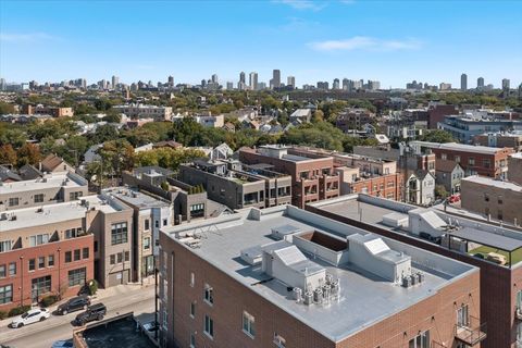 Tiny photo for 2448 N Clybourn Avenue #4, Chicago, IL 60614 (MLS # 12468079)