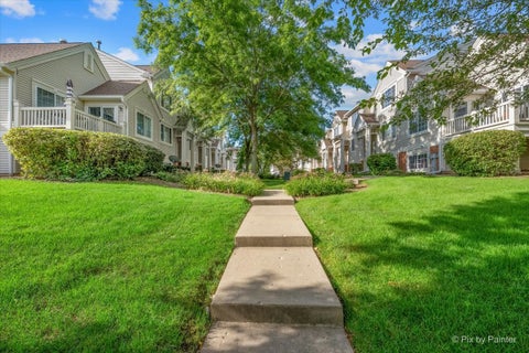 Tiny photo for 435 Cary Woods Circle #435, Cary, IL 60013 (MLS # 12686840)