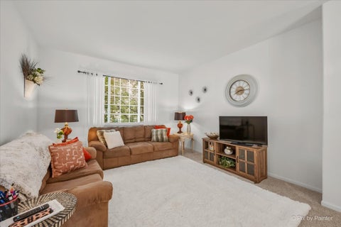 Tiny photo for 435 Cary Woods Circle #435, Cary, IL 60013 (MLS # 12686840)