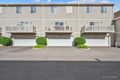 Tiny photo for 435 Cary Woods Circle #435, Cary, IL 60013 (MLS # 12686840)