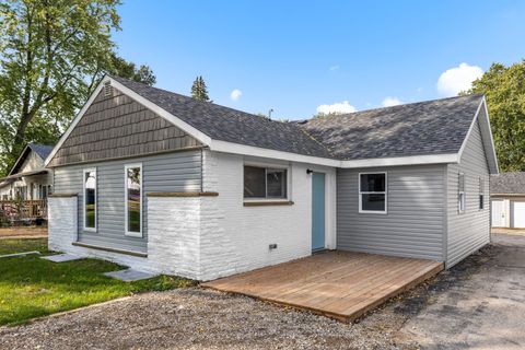 Photo of 109 Raffel Road, Woodstock, IL 60098 (MLS # 12498384)