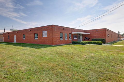 Photo of 9625 W Roosevelt Road #110, Westchester, IL 60154 (MLS # 12485438)