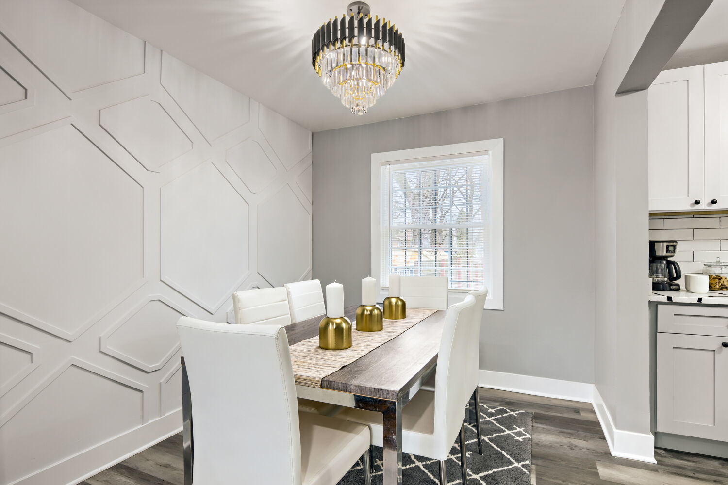 9720 S YATES Avenue 1