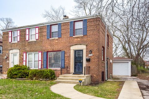 Photo of 9720 S YATES Avenue #1, Chicago, IL 60617 (MLS # 12620771)