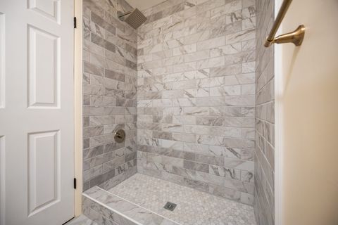 Tiny photo for 720 Wellington Avenue #117, Elk Grove Village, IL 60007 (MLS # 12554247)