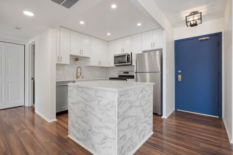 Tiny photo for 720 Wellington Avenue #117, Elk Grove Village, IL 60007 (MLS # 12554247)