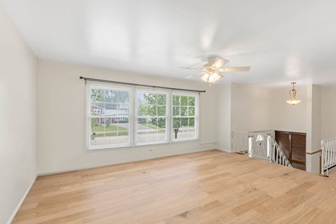 Tiny photo for 610 W Burning Tree Lane, Arlington Heights, IL 60004 (MLS # 12708148)