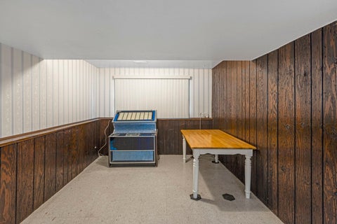 Tiny photo for 610 W Burning Tree Lane, Arlington Heights, IL 60004 (MLS # 12708148)