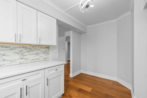 Tiny photo for 2086 Saint Johns Avenue #306, Highland Park, IL 60035 (MLS # 12603501)