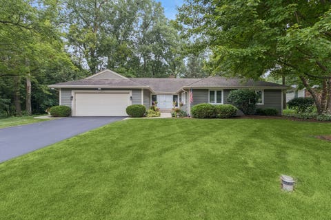 Photo of 356 WINDSOR Lane, Inverness, IL 60010 (MLS # 12727455)