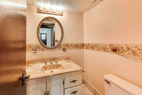 Tiny photo for 823 N Cambridge Row Road, Addison, IL 60101 (MLS # 12430216)