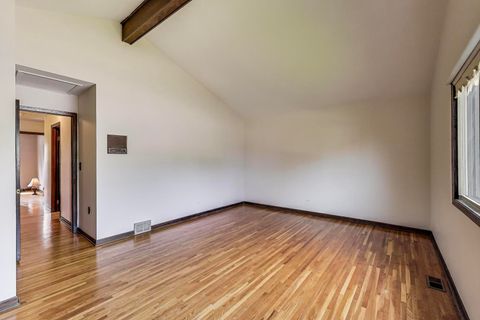Tiny photo for 823 N Cambridge Row Road, Addison, IL 60101 (MLS # 12430216)