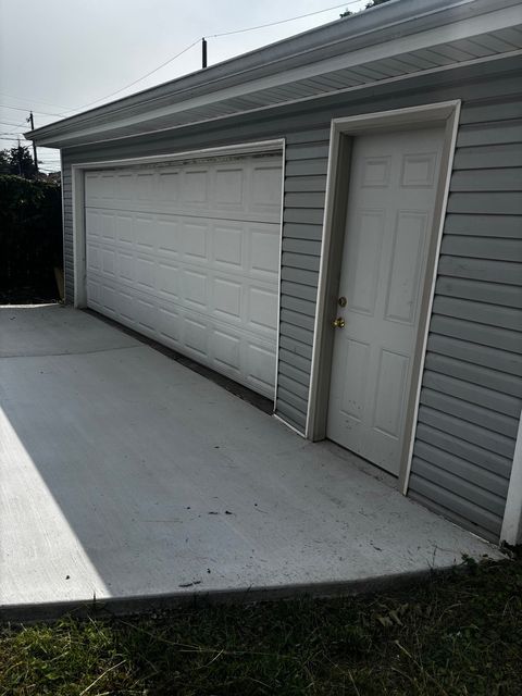 Tiny photo for 650 Greenbay Avenue E, Calumet City, IL 60409 (MLS # 12420070)