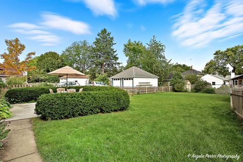 Tiny photo for 331 Chestnut Street, Woodstock, IL 60098 (MLS # 12510118)