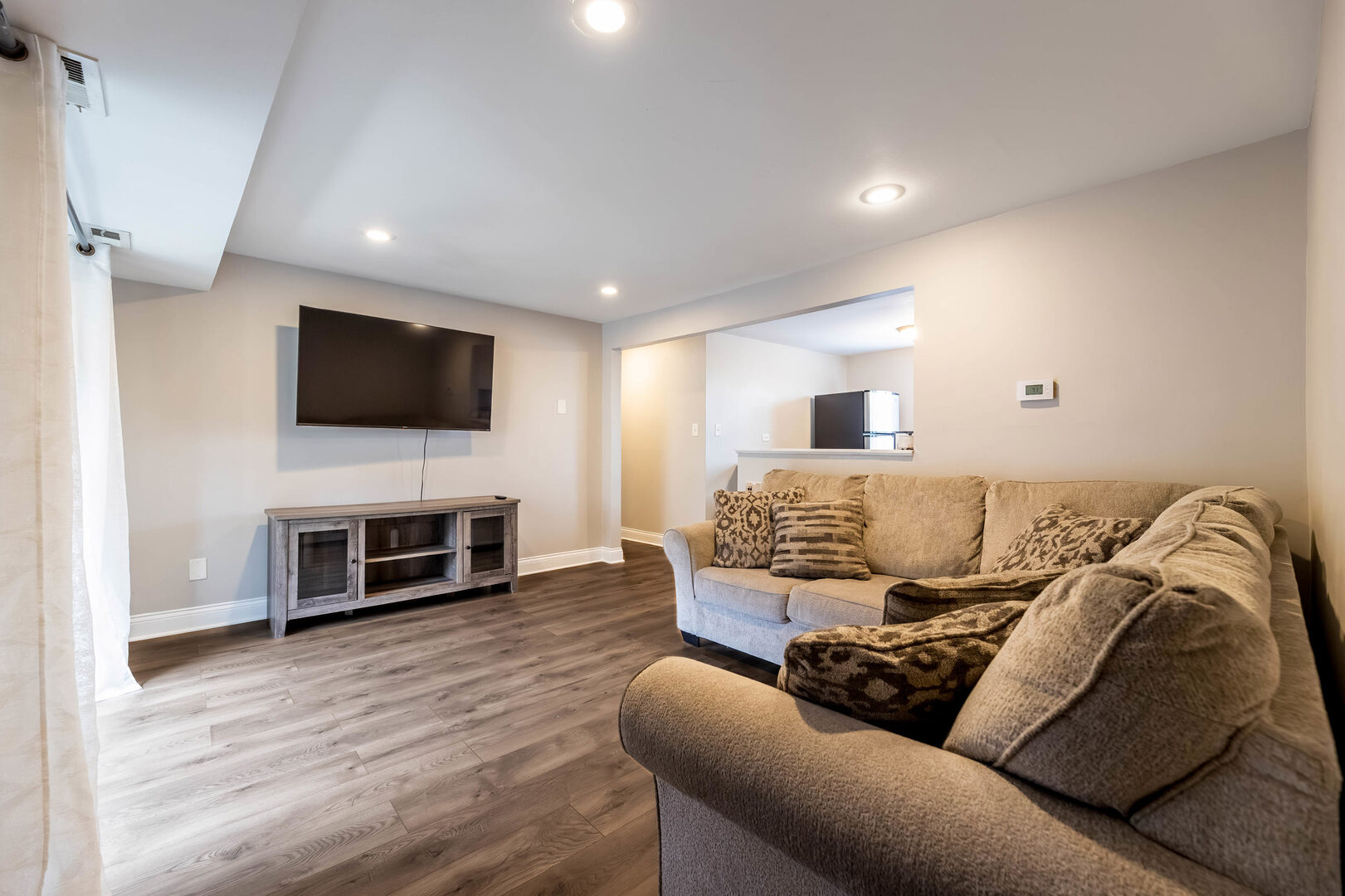 4553 W 56th Street 208E