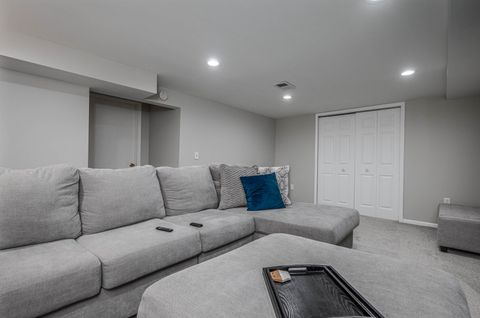 Tiny photo for 585 Sharon Way, Bolingbrook, IL 60440 (MLS # 12630225)