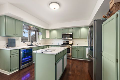 Tiny photo for 18311 Holland Road, Lansing, IL 60438 (MLS # 12605042)