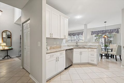 Tiny photo for 2190 Shadow Creek Court, Vernon Hills, IL 60061 (MLS # 12588381)