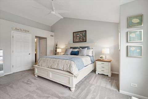 Tiny photo for 2190 Shadow Creek Court, Vernon Hills, IL 60061 (MLS # 12588381)