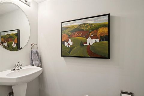 Tiny photo for 2190 Shadow Creek Court, Vernon Hills, IL 60061 (MLS # 12588381)