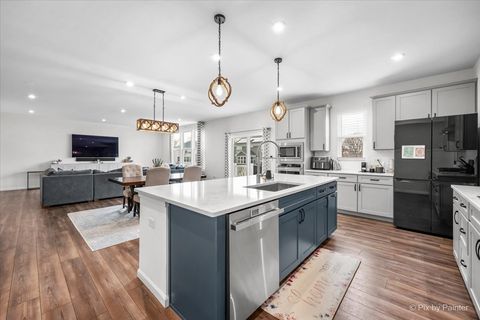 Tiny photo for 3691 Skyglade Drive, Elgin, IL 60124 (MLS # 12594180)