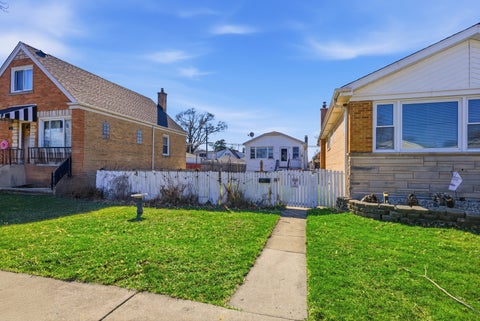 Tiny photo for 3524 N OZARK Avenue, Chicago, IL 60634 (MLS # 12552421)
