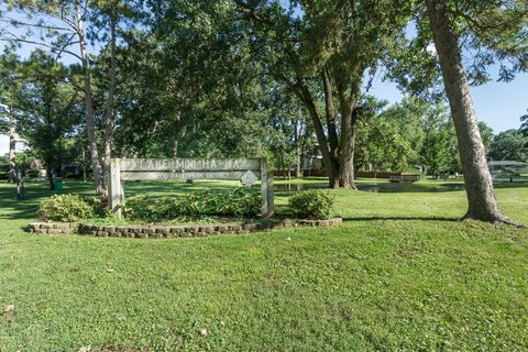 Tiny photo for 305 Montclare Lane, Wood Dale, IL 60191 (MLS # 12424201)