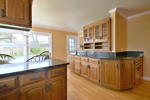 Tiny photo for 5425 Howard Avenue, Western Springs, IL 60558 (MLS # 12620592)