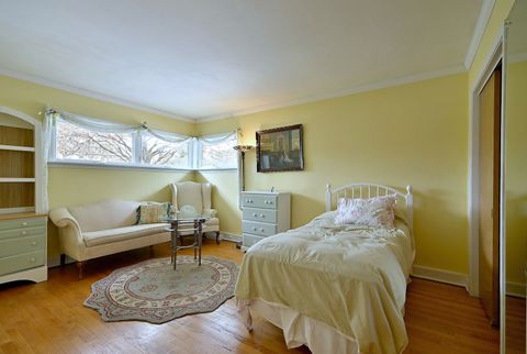 Tiny photo for 5425 Howard Avenue, Western Springs, IL 60558 (MLS # 12620592)