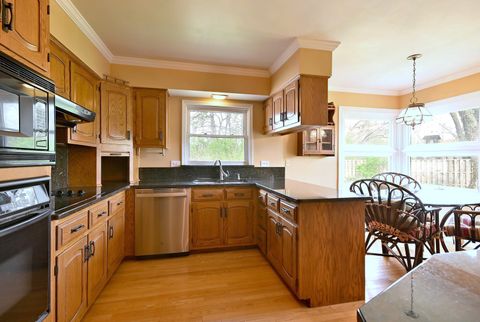 Tiny photo for 5425 Howard Avenue, Western Springs, IL 60558 (MLS # 12620592)