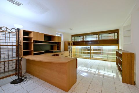 Tiny photo for 5425 Howard Avenue, Western Springs, IL 60558 (MLS # 12620592)