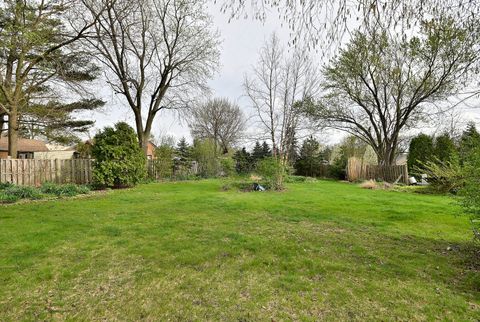 Tiny photo for 5425 Howard Avenue, Western Springs, IL 60558 (MLS # 12620592)