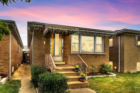 Photo of 5836 W Diversey Avenue, Chicago, IL 60639 (MLS # 12488452)