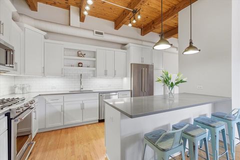 Tiny photo for 2226 N Racine Avenue #15, Chicago, IL 60614 (MLS # 12641892)