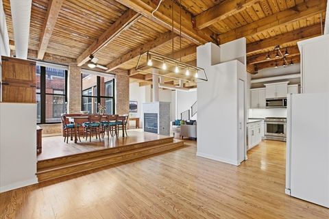 Tiny photo for 2226 N Racine Avenue #15, Chicago, IL 60614 (MLS # 12641892)