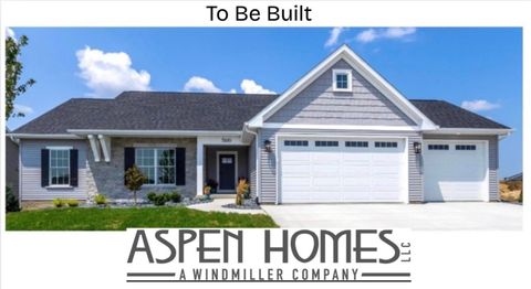 Photo of 7098 BLACK OAK Drive, Bettendorf, IA 52722 (MLS # QC4269916)